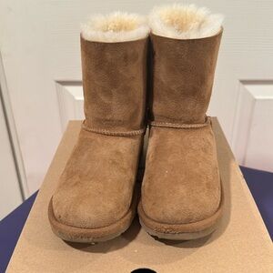 Girls Bailey Bow Uggs